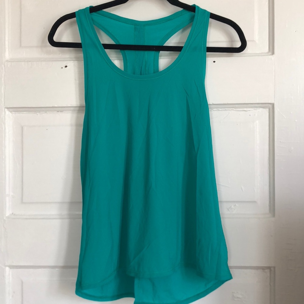 Lululemon top